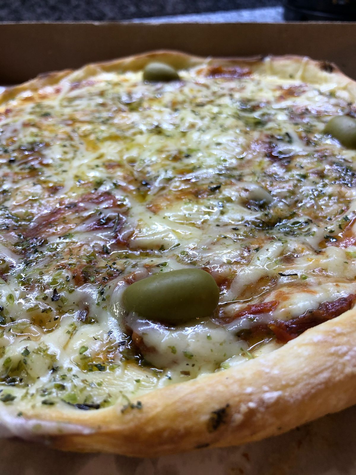 2 pizzas muzarella con 10% Descuento por pago contado efectivo